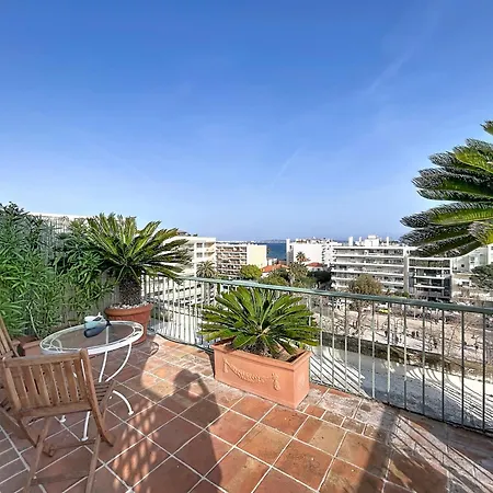 Anthea Sea View, 3 Terraces And Rooftop Apartmán Cannes